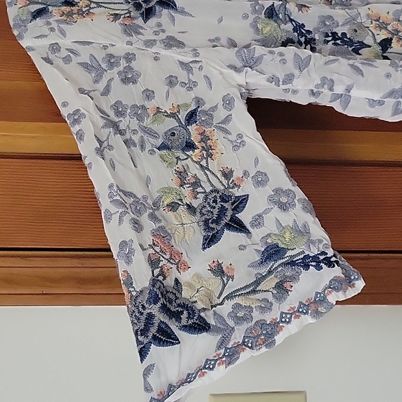 Johnny Was White Azalia Floral Embroidered 3/4 Sleeve Tunic Top Boho Chic Size L - Picture 10 of 12